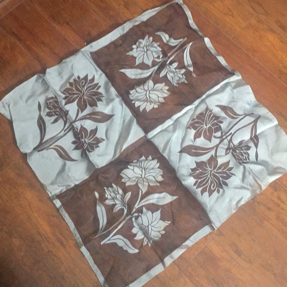 Vintage Elegant scarf